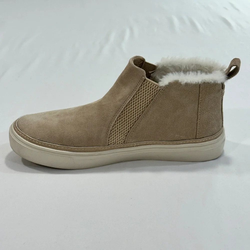 TOMS Jutti Neat Suede Slip On Sneakers Womens 7 Tan Faux Fur Lining | Cozy Core